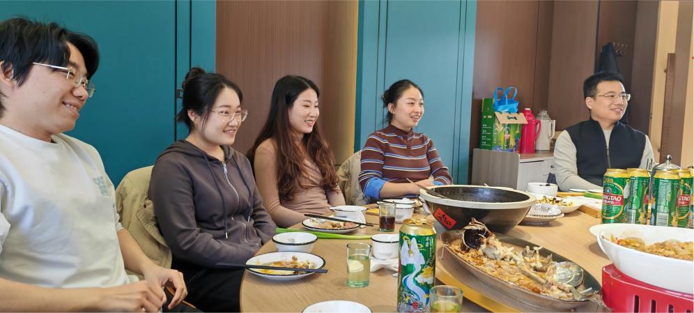 Încheiați bucuria sărbătorilor și deschide un nou început