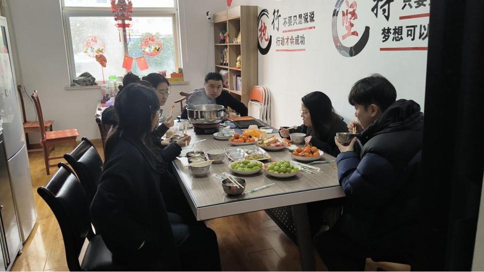 Dulcețe și unitate: Echipa ZMJ Packaging celebrează împreună Festivalul Lampioanelor